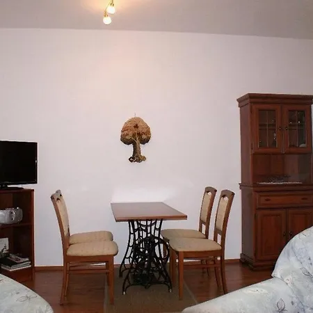 Apartment Am Ziegenmarkt - Abc83 Wismar